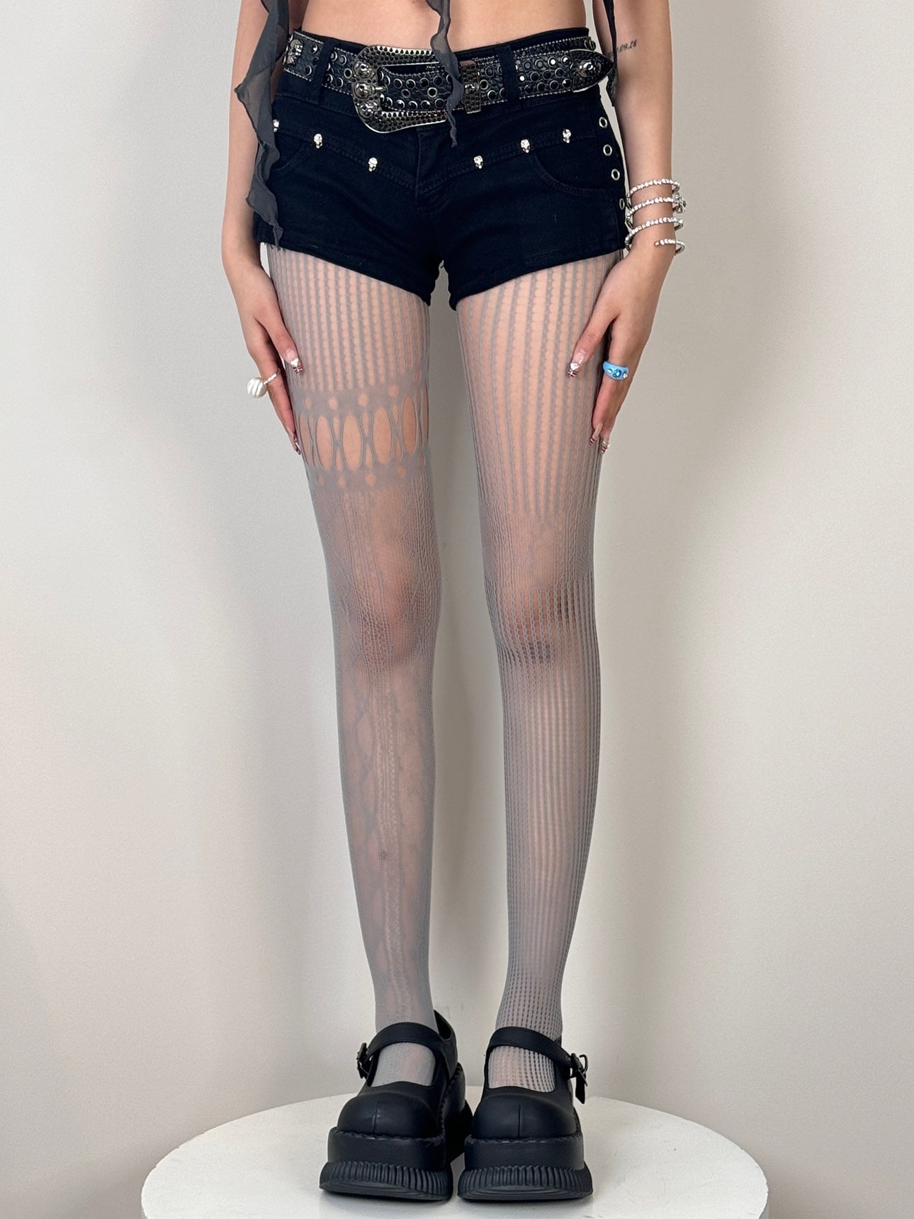 Y2K-Dopamine-Lace-Grey-Fishnet-Tights
