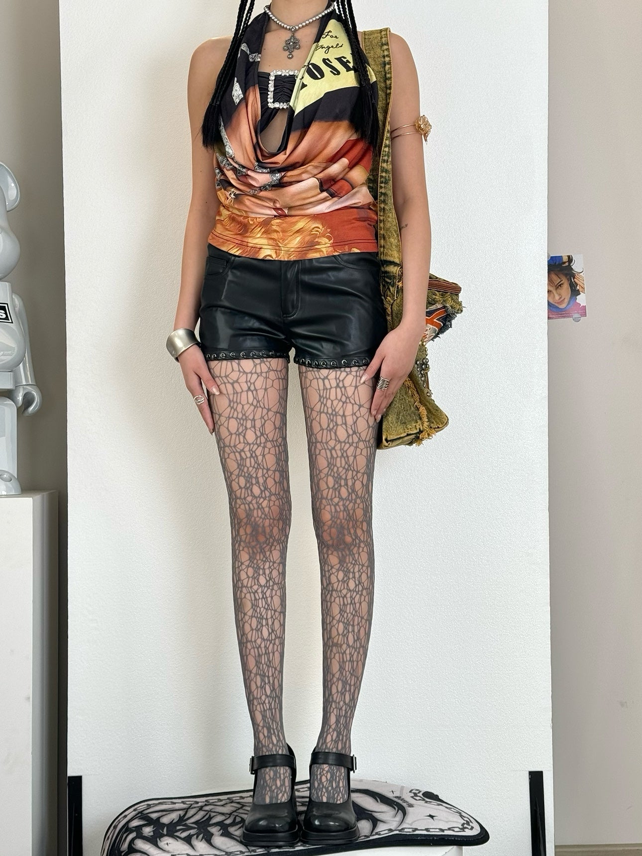 Irregular-Knit-Grey-Fishnet-Tights